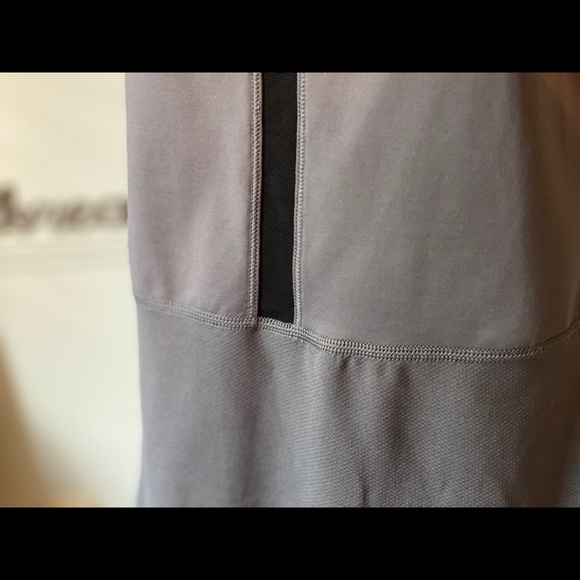 Lululemon top - Picture 3 of 6